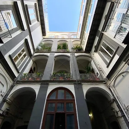 Un Posto Al Centro Apartmán Neapol