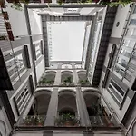 Un Posto Al Centro Naples